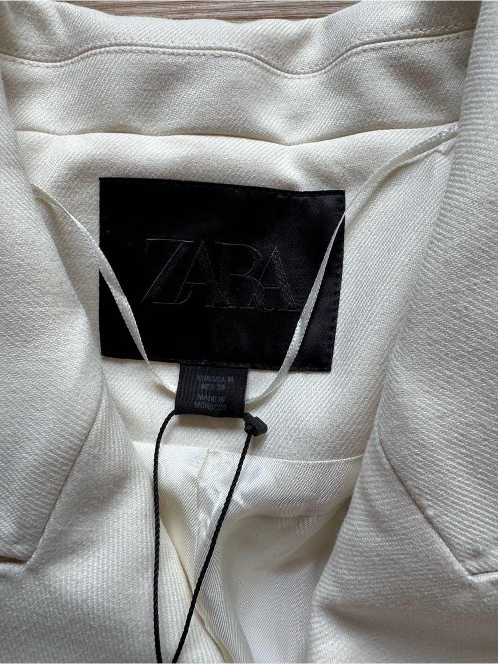 Zara White Double-Breasted Longline Blazer - Picture 3 of 9